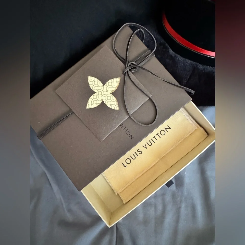Louis Vuitton Beige Dust Bag and Blank Gift Card